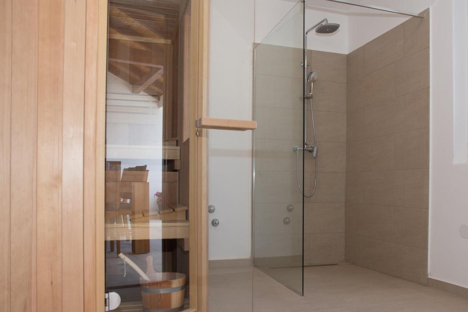 Villa Stella - Crowonder Luxury Rent Turanj Exterior photo