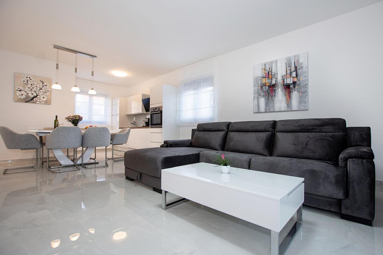 Villa Stella - Crowonder Luxury Rent Turanj Exterior photo